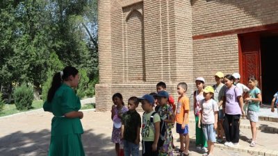 «ABAY» бастауыш мектеп-гимназиясының оқушыларына экскурсия