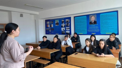 М. Х. Дулати атындағы Тараз өңірлік университетінің білімгерлеріне «Ұлы Жібек жолы бойындағы көне қалалар»тақырыбында дәріс өткізді