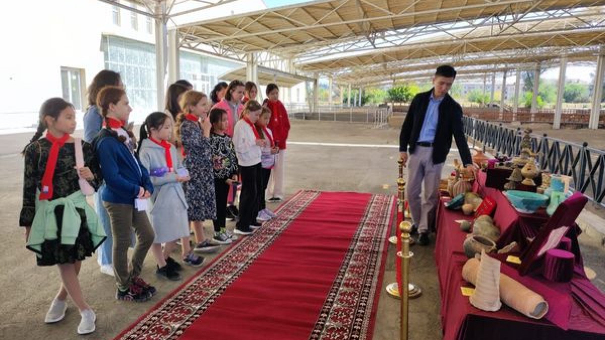 «Созвездие-Мансур» үшін экскурсия