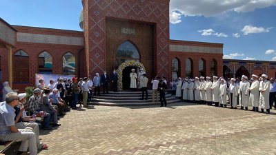 Наурызбай қажы Тағанұлы «Әулие ата» мешітіне келді