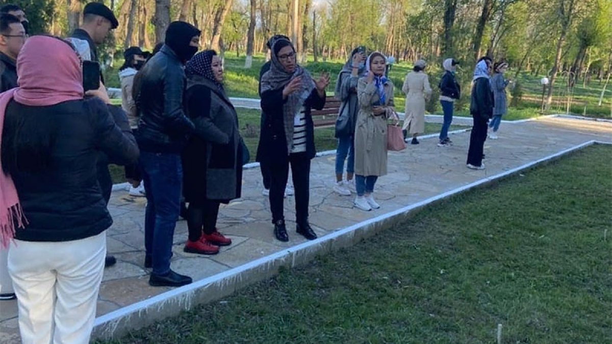 Танымдық саяхат өткізді