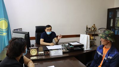 Абай күніне сый