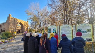  Қарияны құрметтеу - бабалардан мирас болған мұра