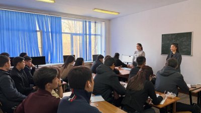 «Құқықтану» мамандығының 3 курс студенттеріне «Талас көпірінің тарихы» тақырыбында дәріс өткізілді