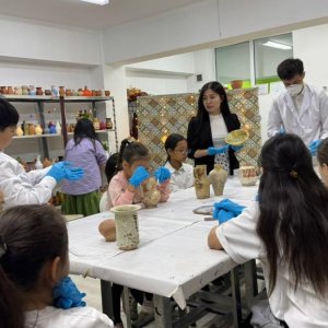 «Өткеннің ізімен: керамикалық жәдігерлерді қалпына келтіру»