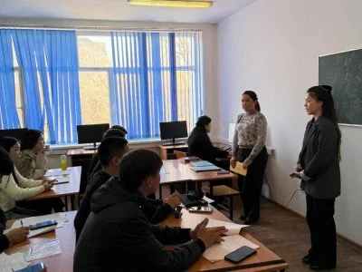 «Құқықтану» мамандығының 3 курс студенттеріне «Талас көпірінің тарихы» тақырыбында дәріс өткізілді