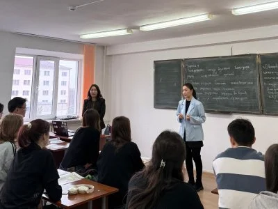 «Қарахан кесенесінің өнері» тақырыбында танымдық дәріс 